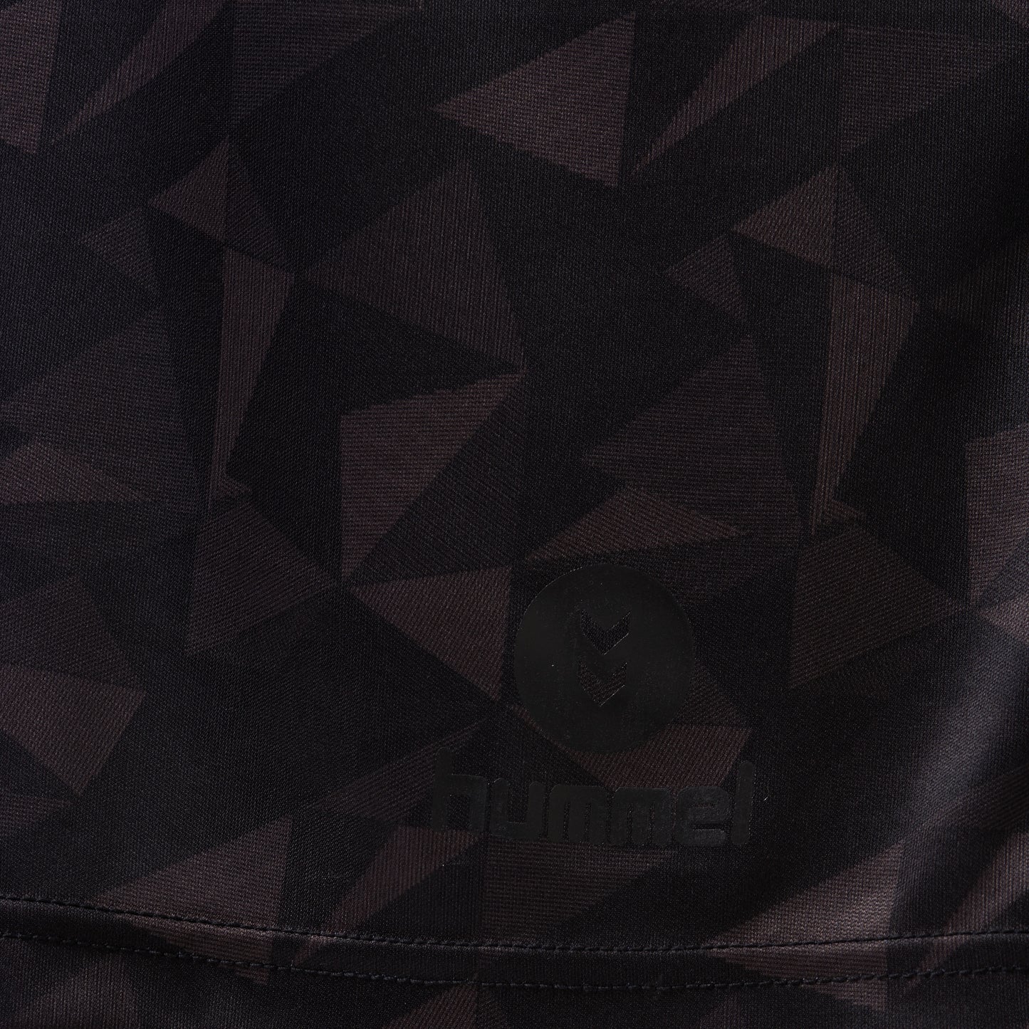 2001-BLACK