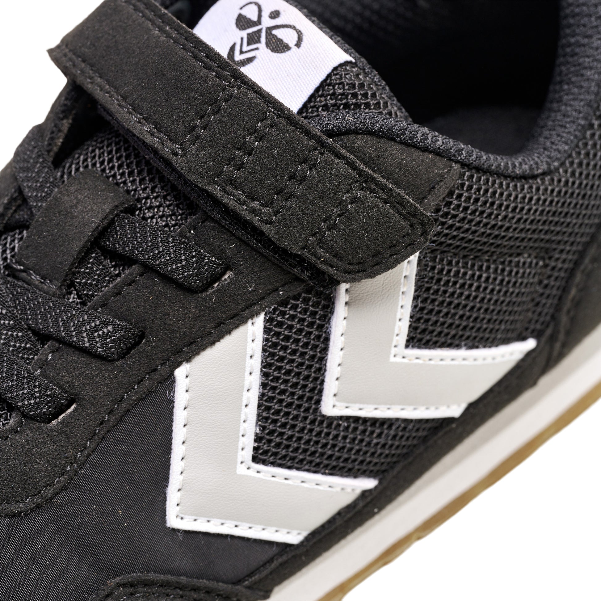 2001-BLACK