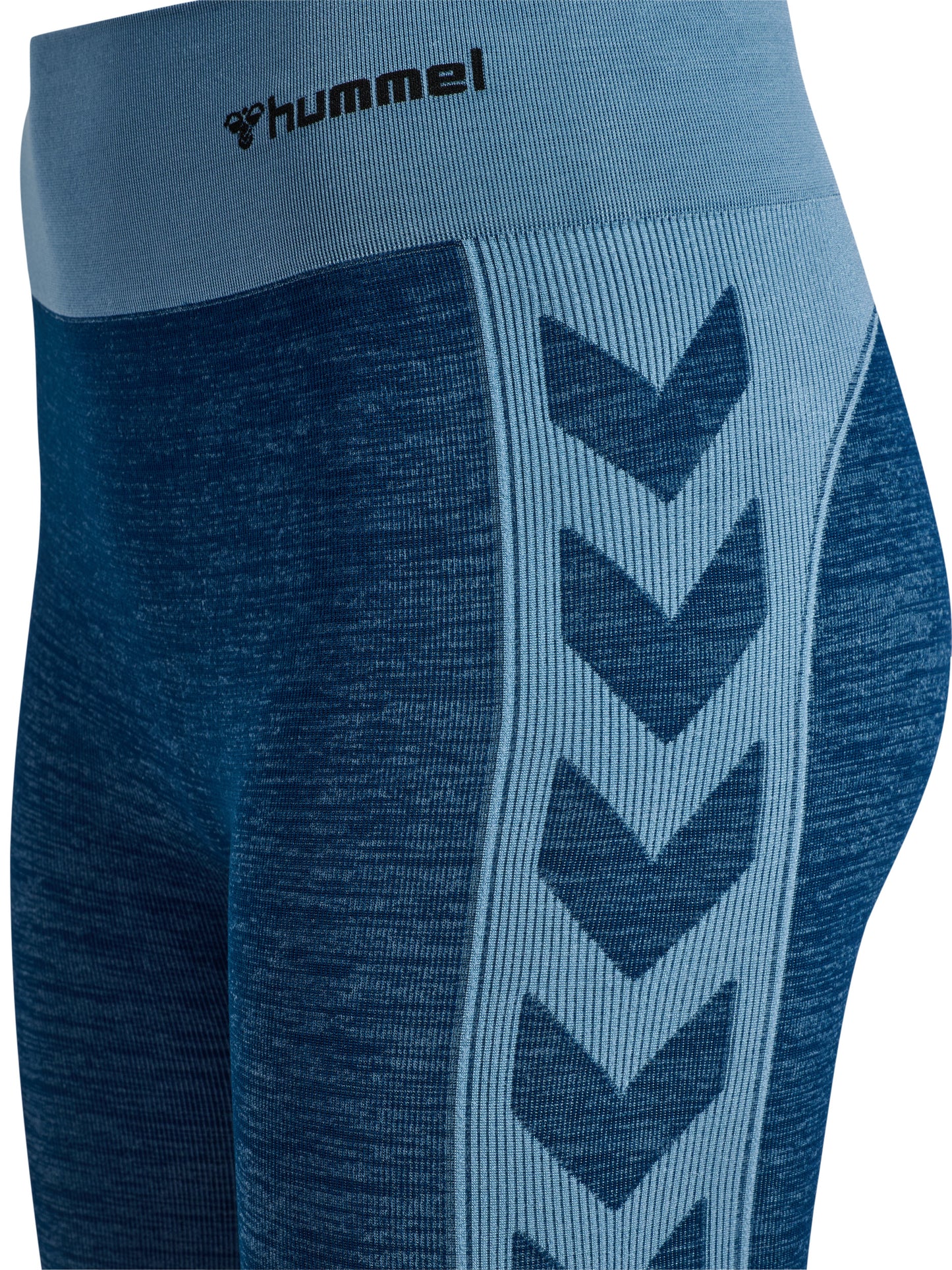 7782-NAVY PEONY/FADED DENIM