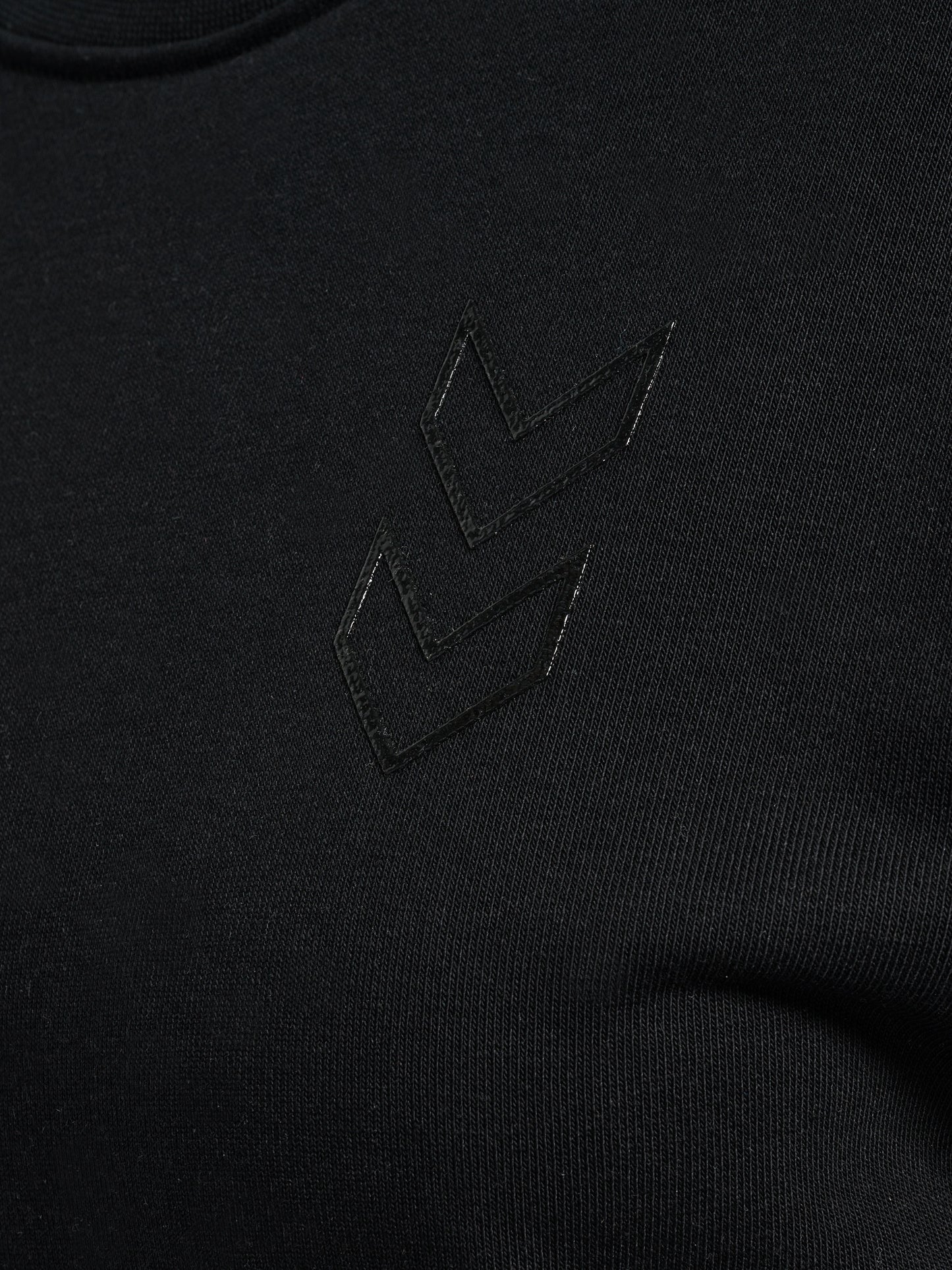 2001-BLACK