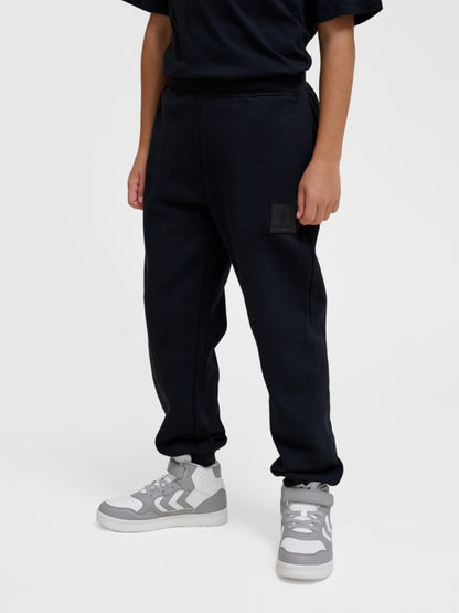 2001-BLACK
