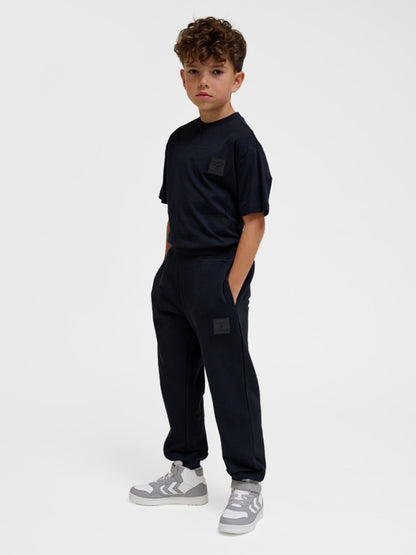 2001-BLACK