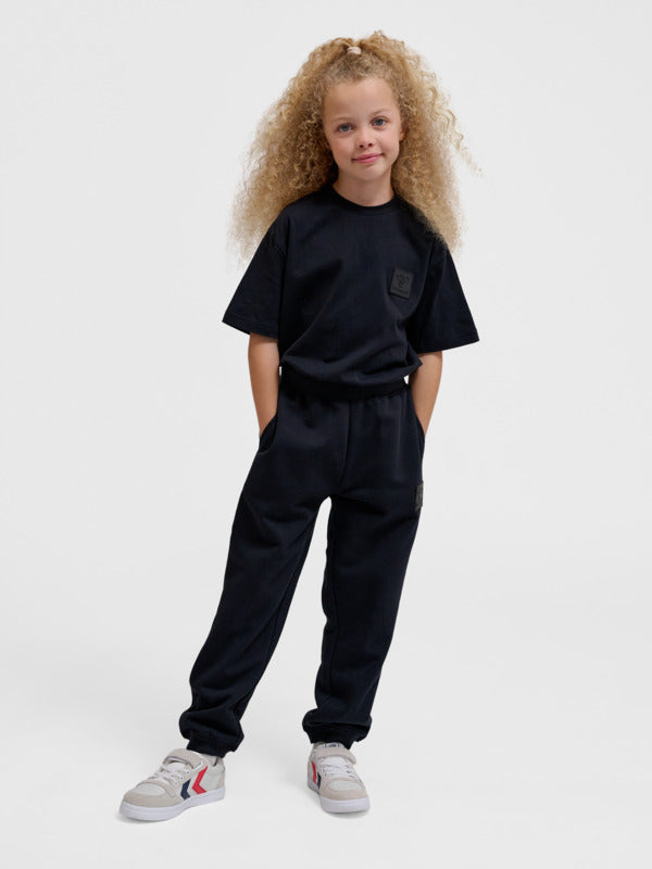 2001-BLACK