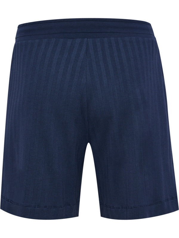 1009-BLACK IRIS