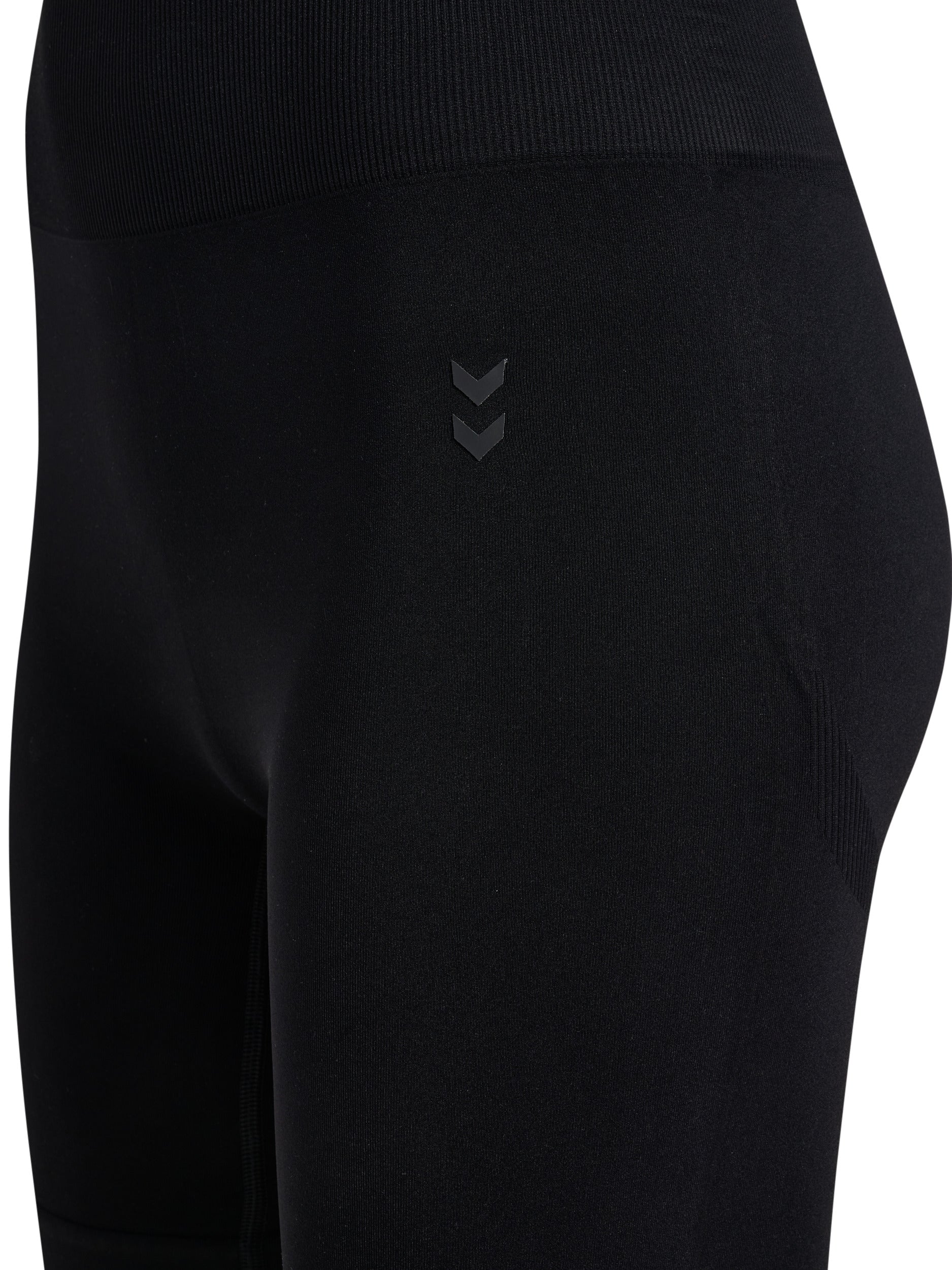 hmlFLOW SHORT TIGHTS – BLACK