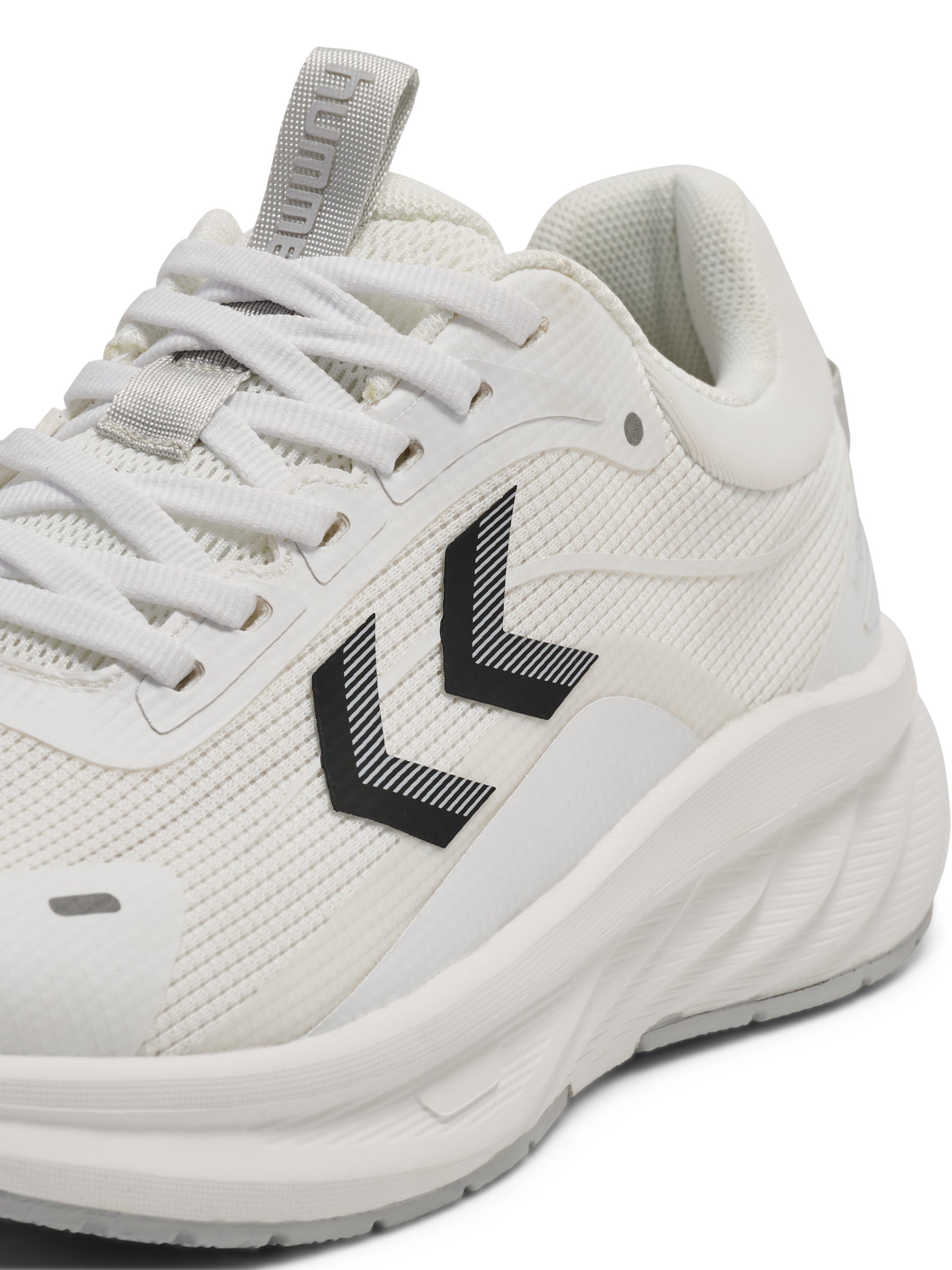 FOCUS 8000 – WHITE
