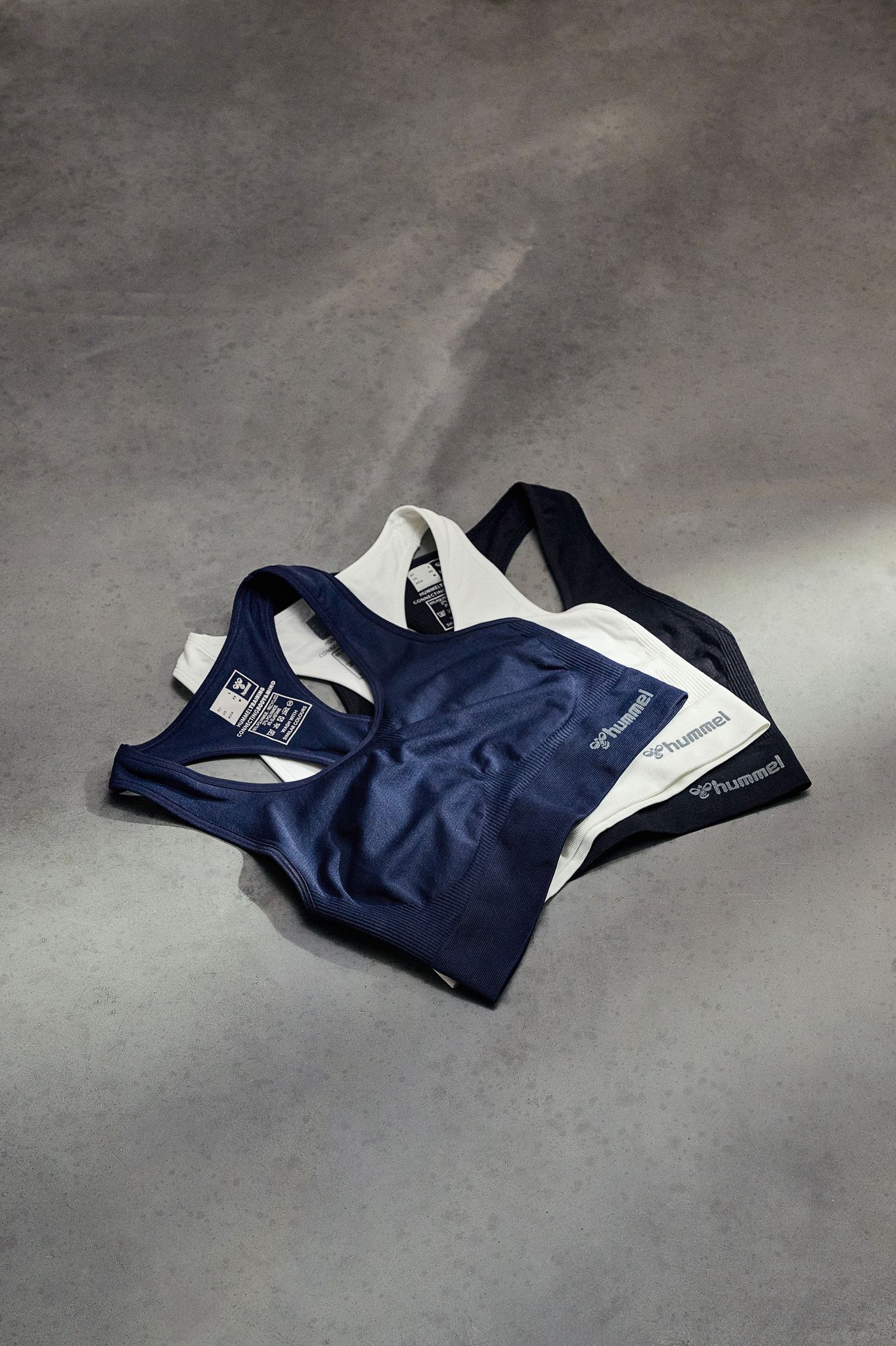 hmlTIF SEAMLESS SPORTS TOP