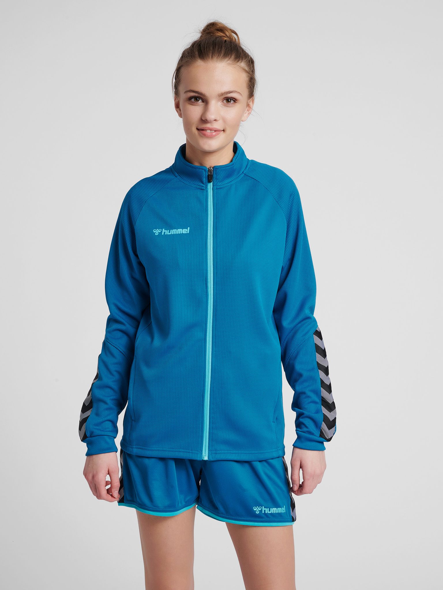 hmlAUTHENTIC WOMEN POLY ZIP JACKET