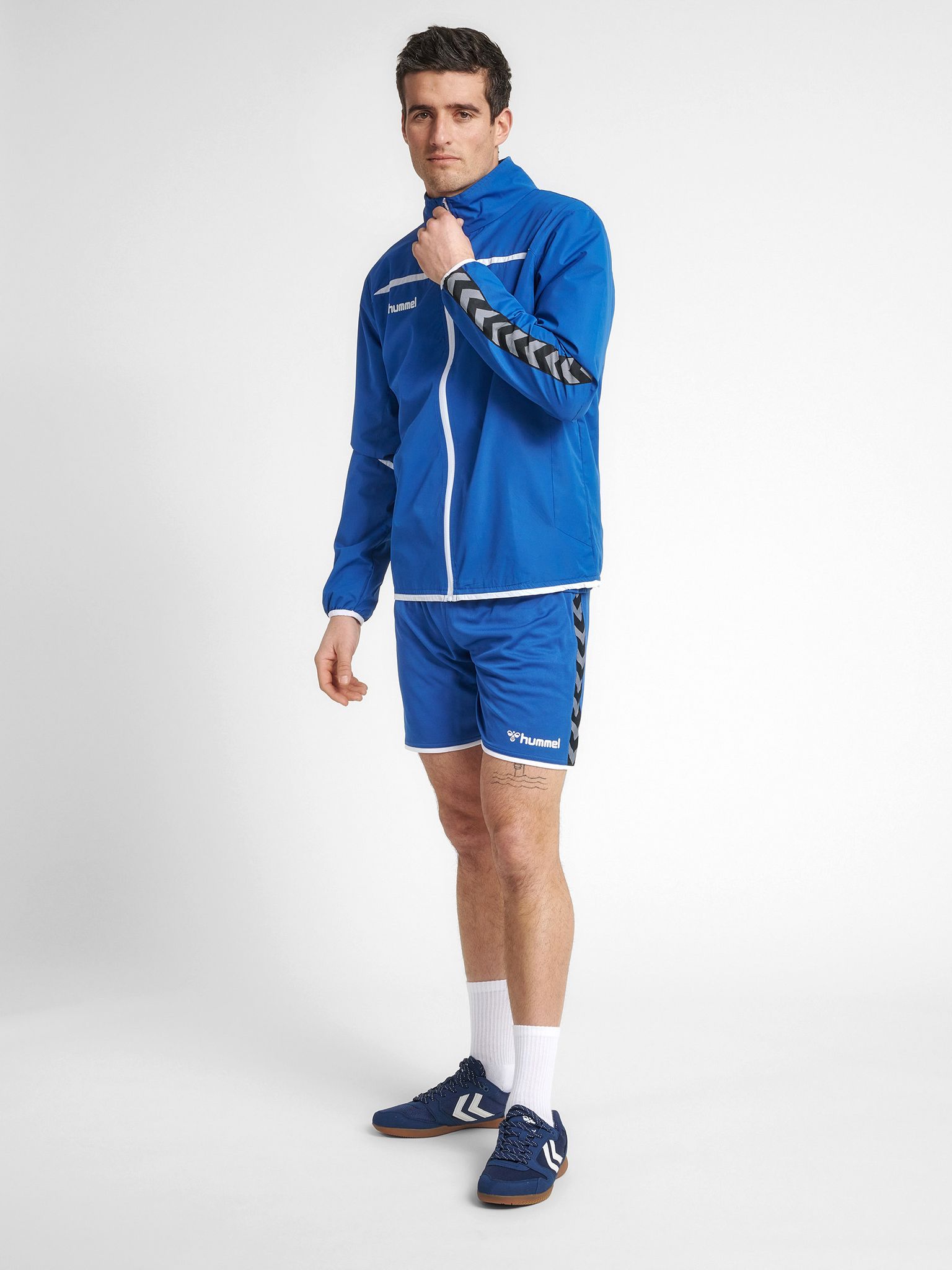 hmlAUTHENTIC TRAINING JACKET