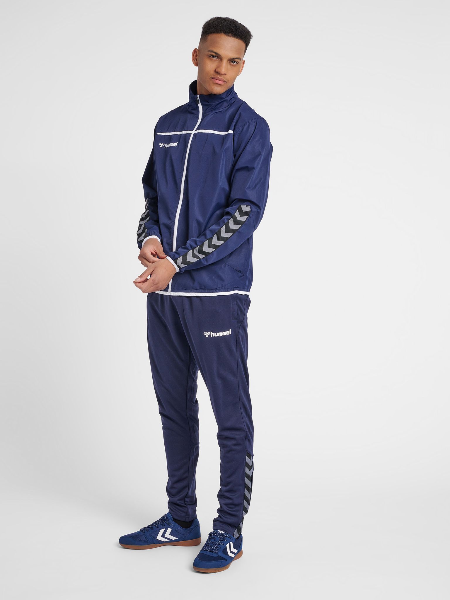 hmlAUTHENTIC TRAINING JACKET