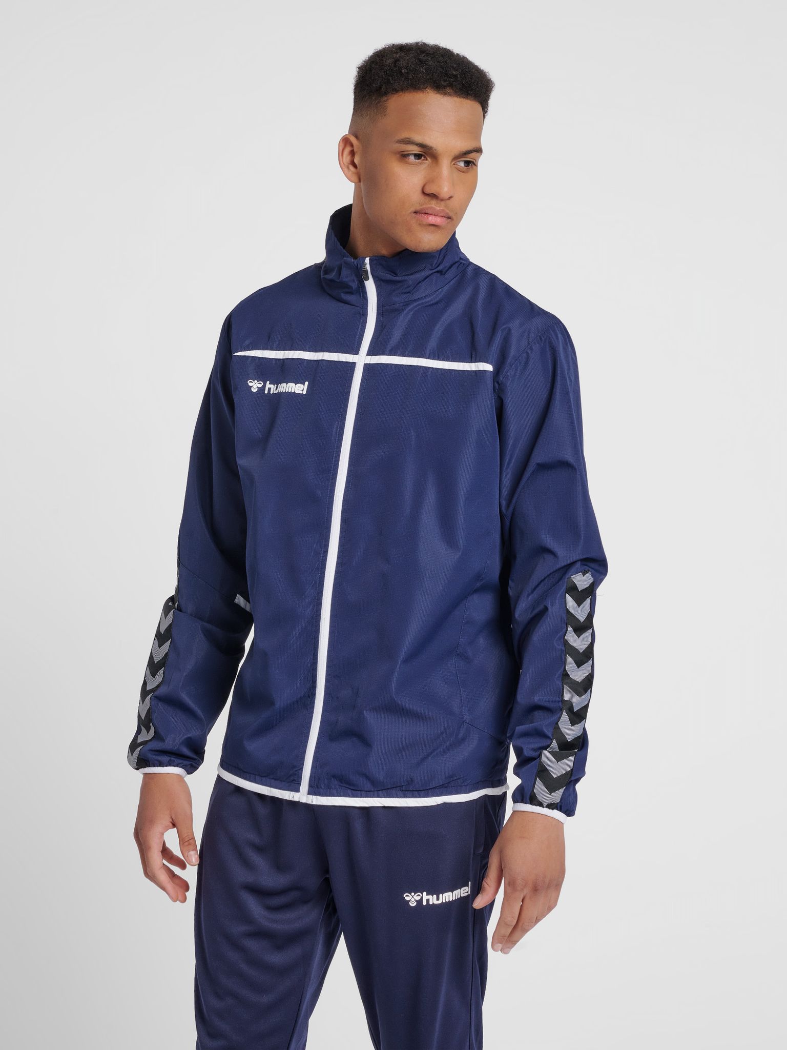 hmlAUTHENTIC TRAINING JACKET