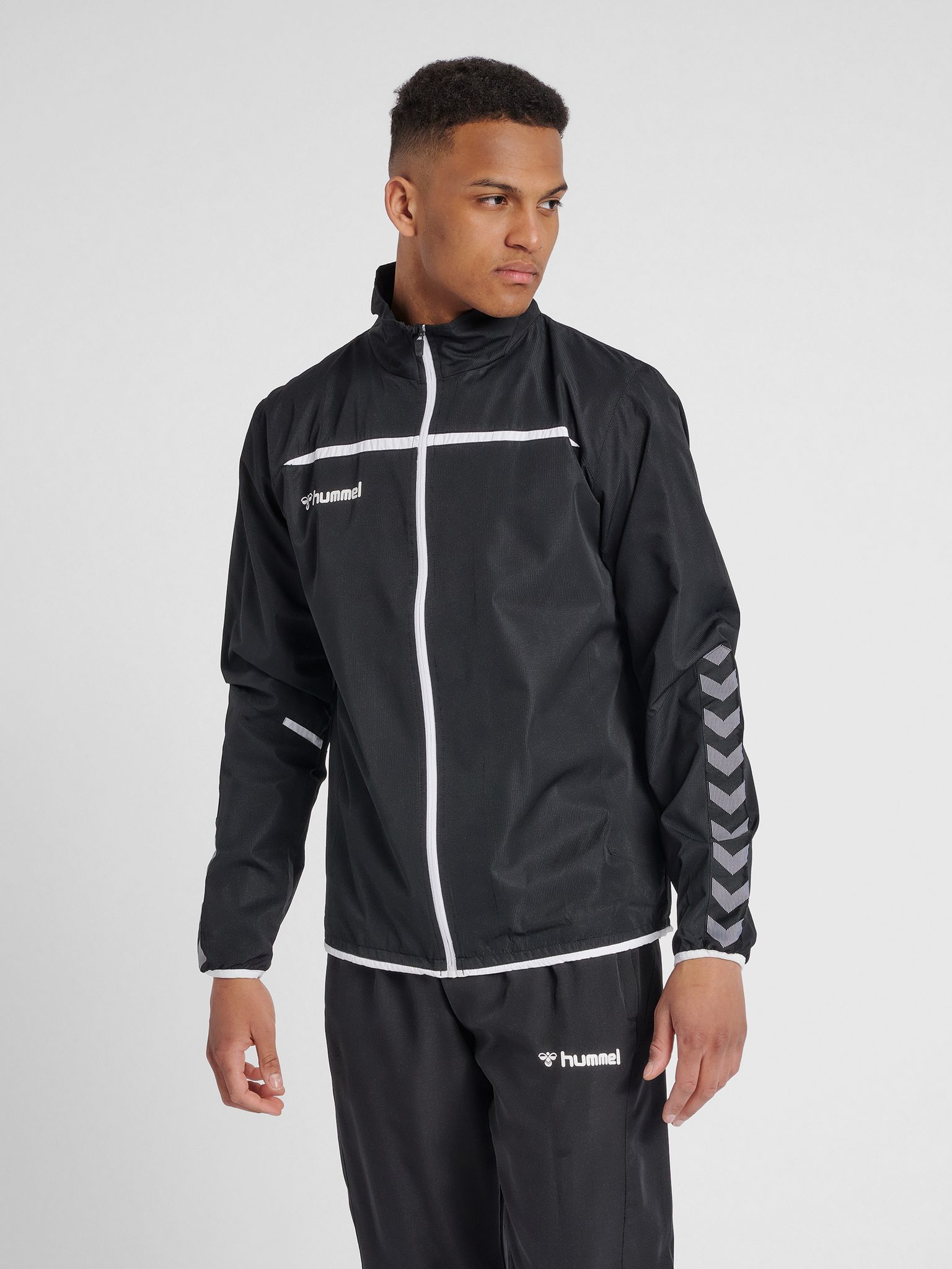 hmlAUTHENTIC TRAINING JACKET