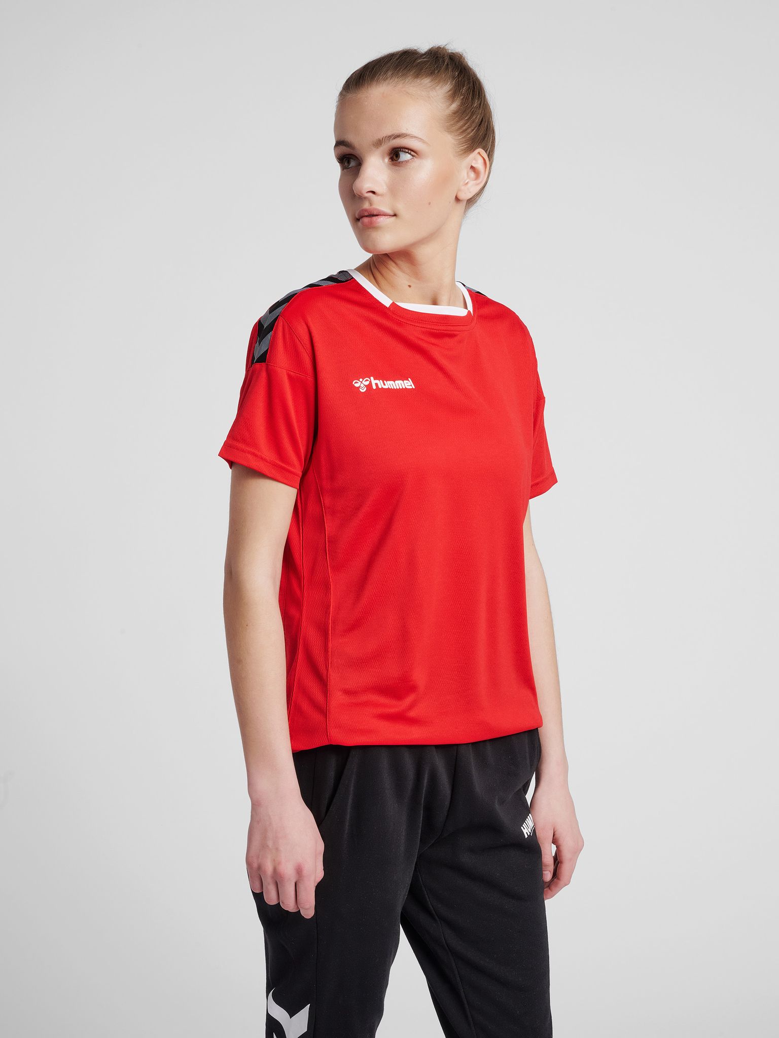 hmlAUTHENTIC POLY JERSEY WOMAN S/S