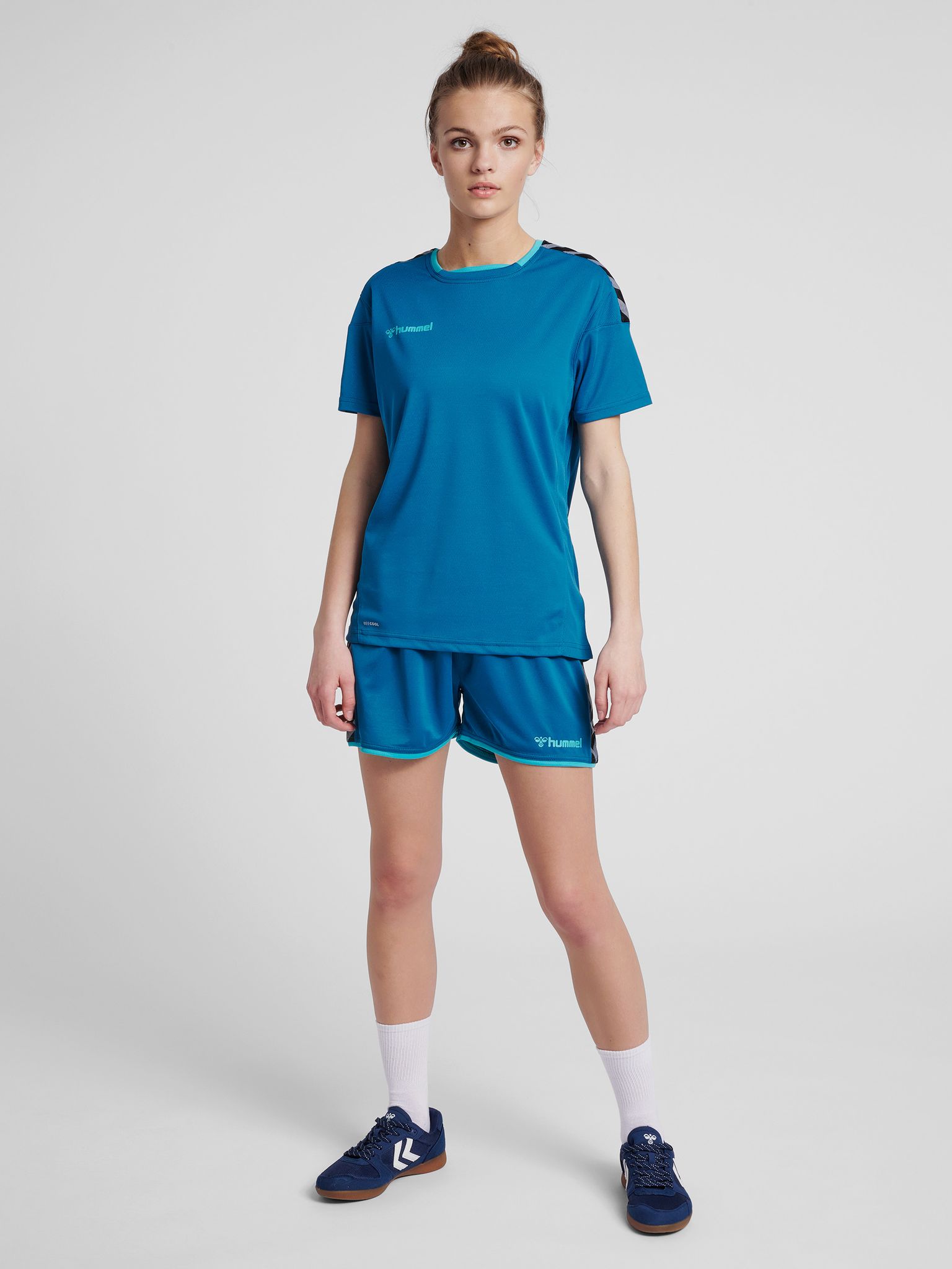hmlAUTHENTIC POLY JERSEY WOMAN S/S