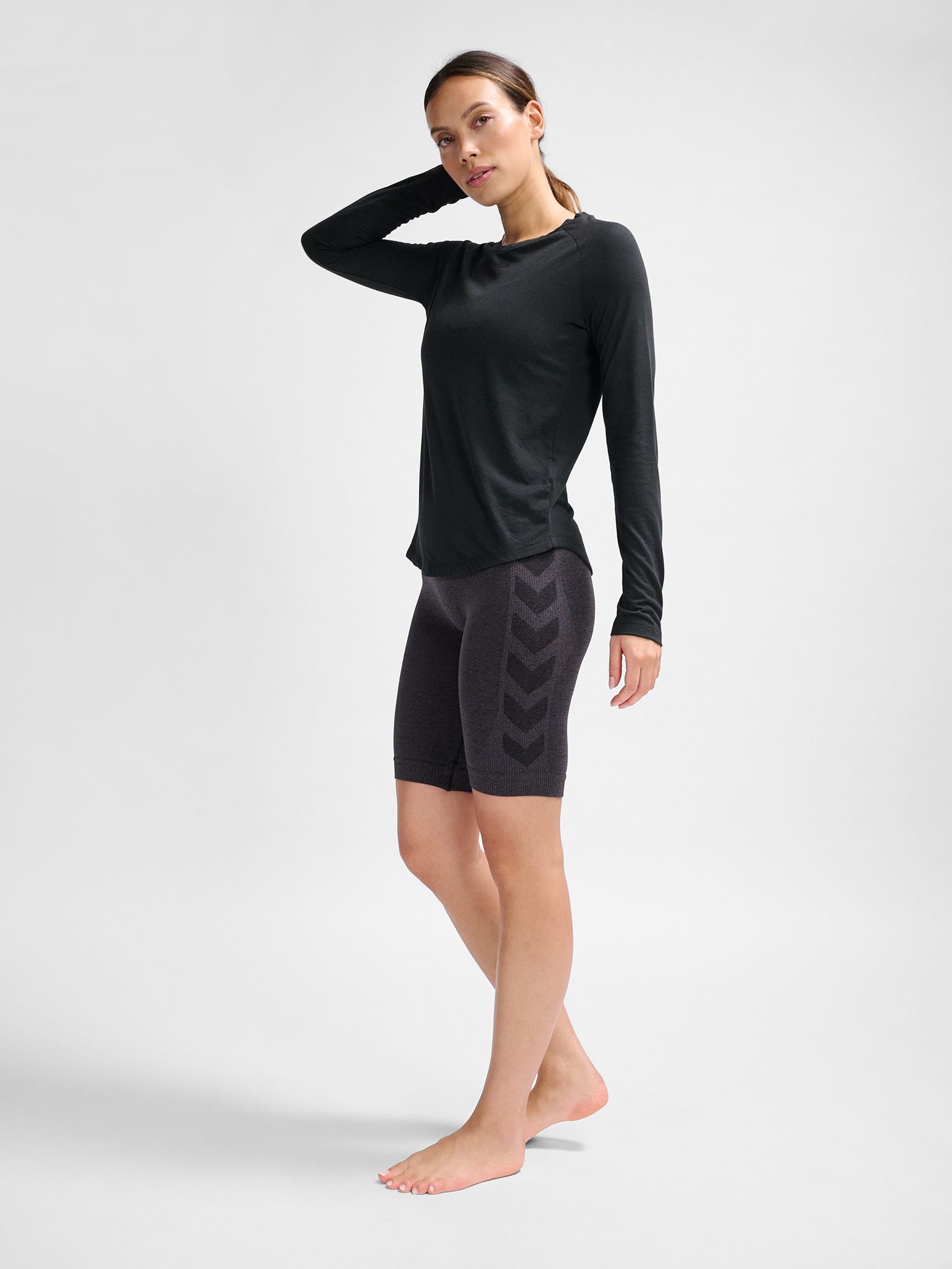 hmlMT VANJA T-SHIRT L/S