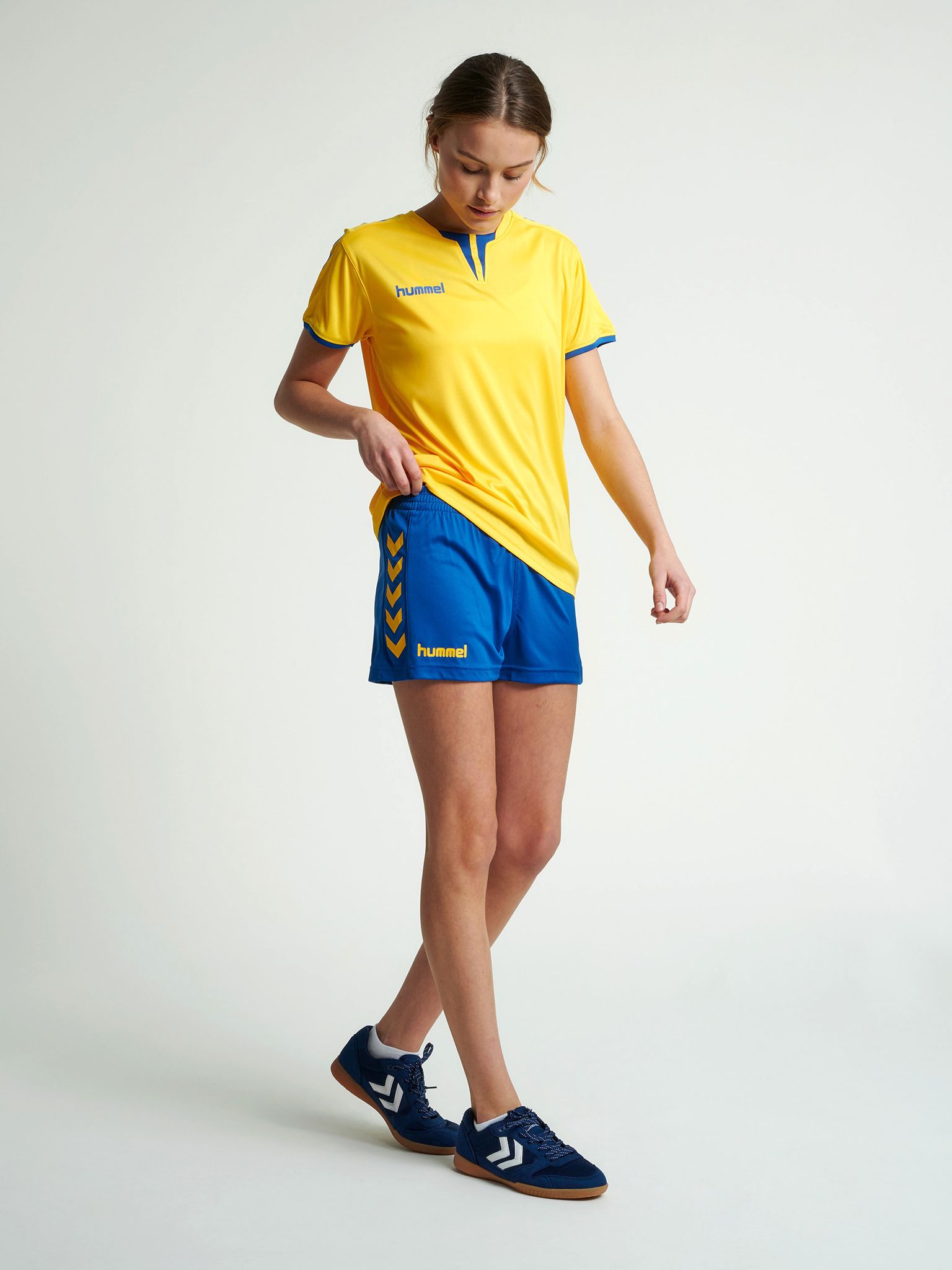 CORE WOMENS SHORTS