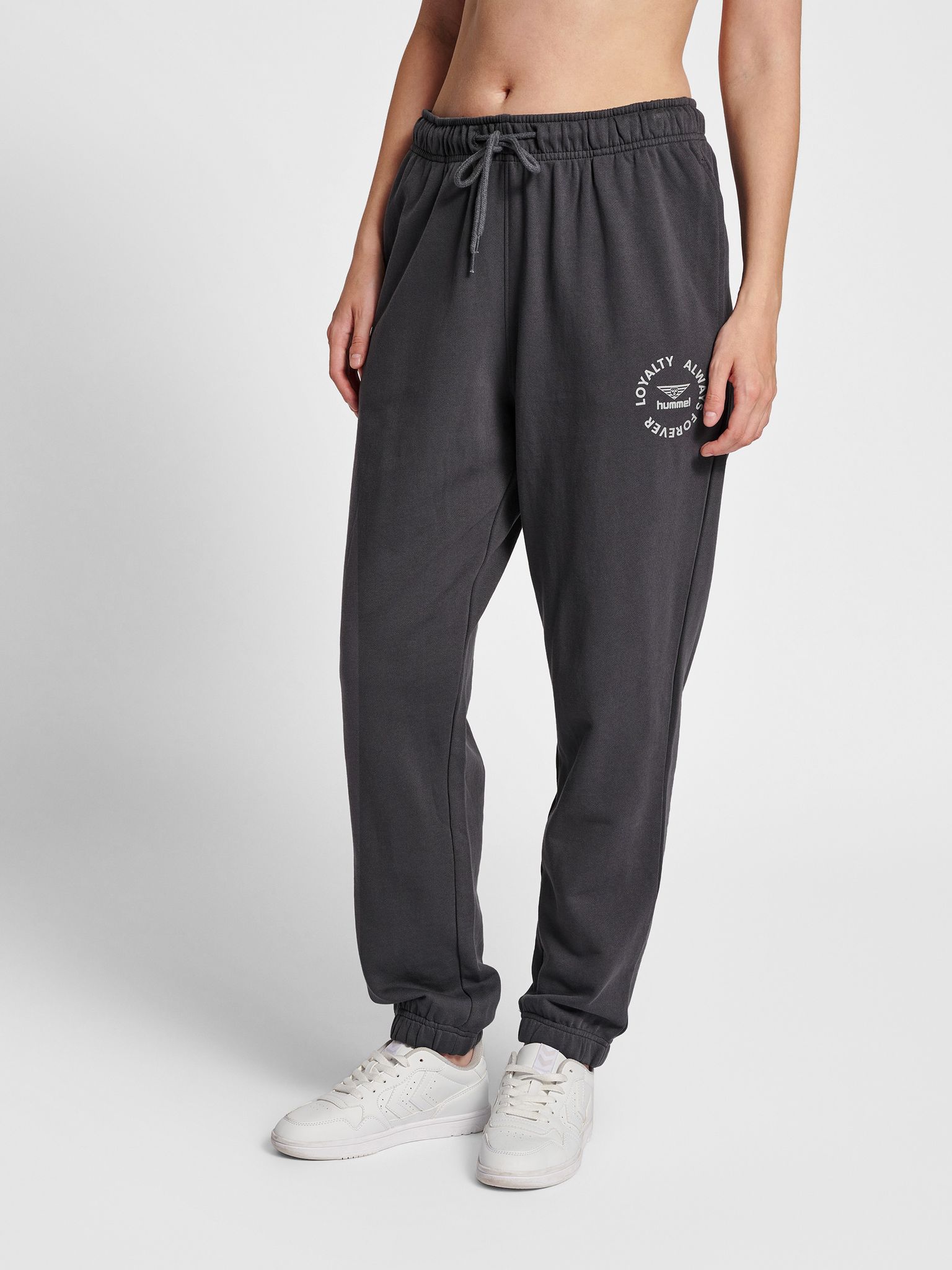 hmlLGC LOYALTY SWEATPANTS