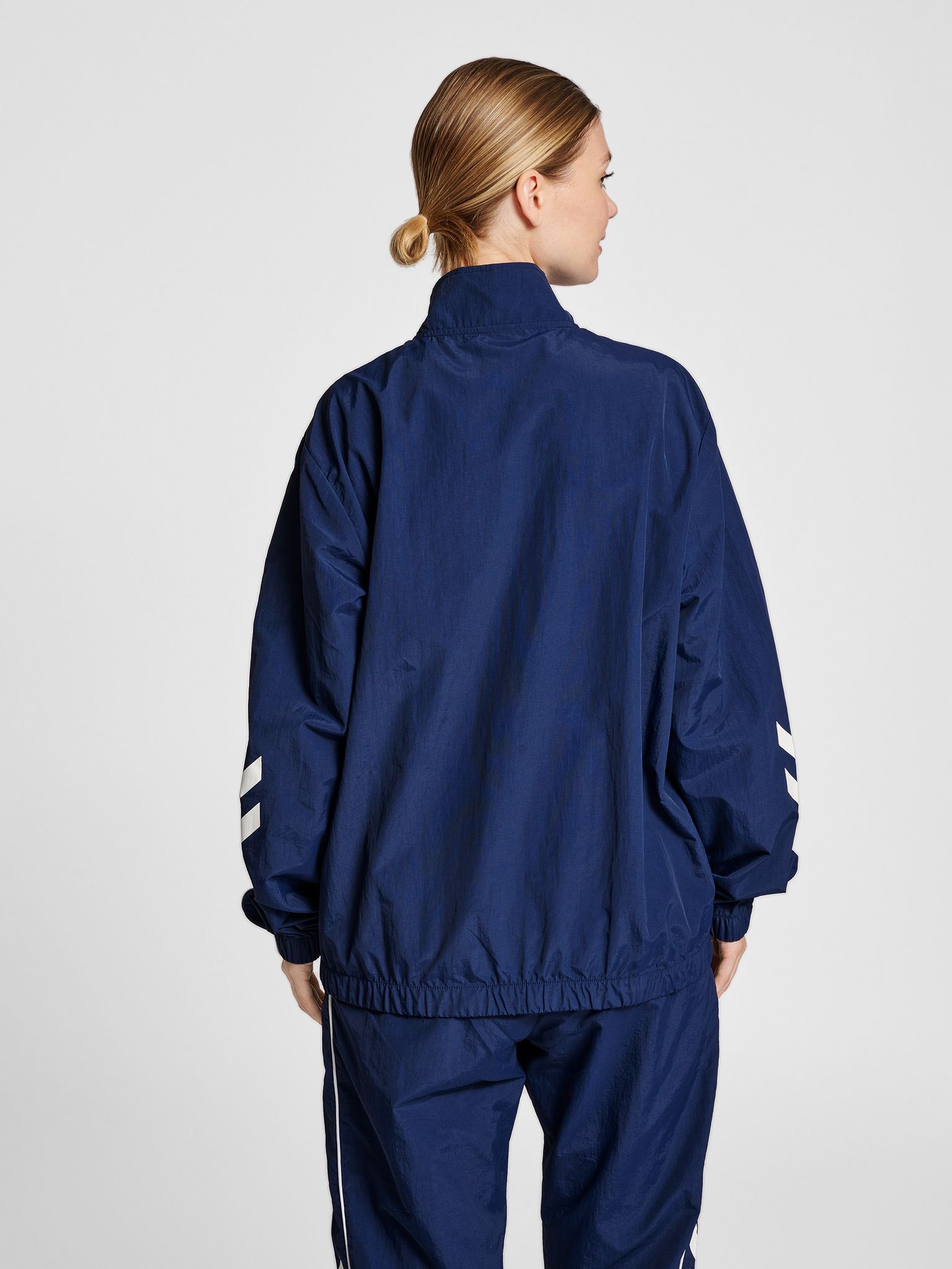 hmlLGC CELAB WOV ZIP JACKET