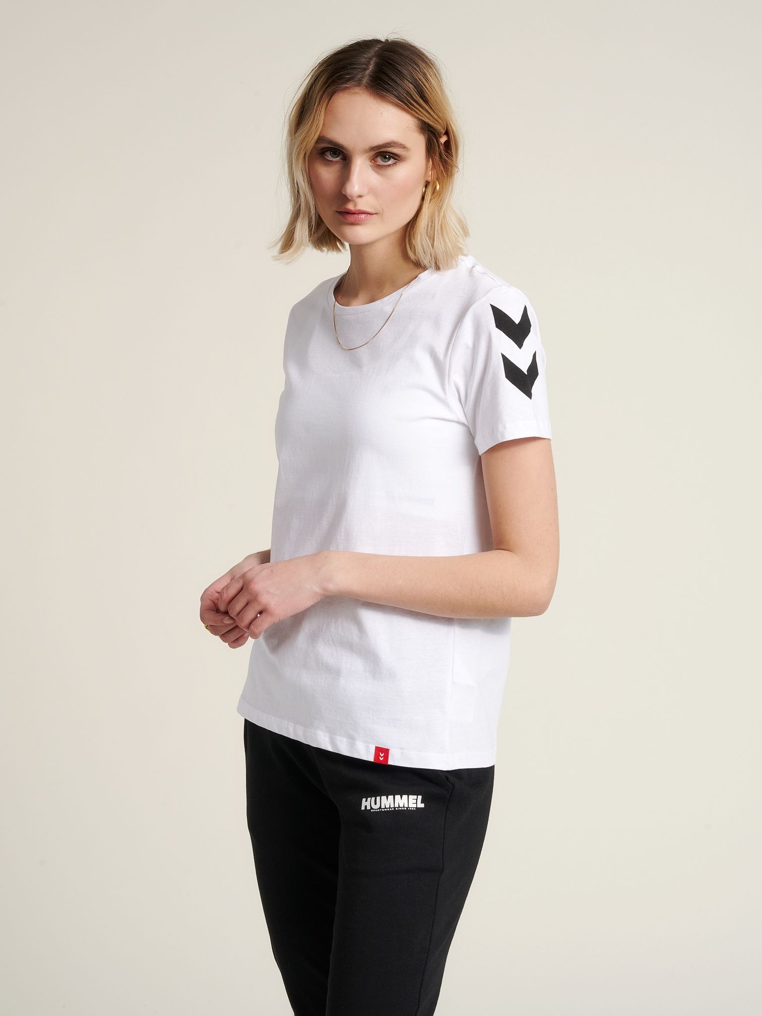 hmlLEGACY WOMAN T-SHIRT