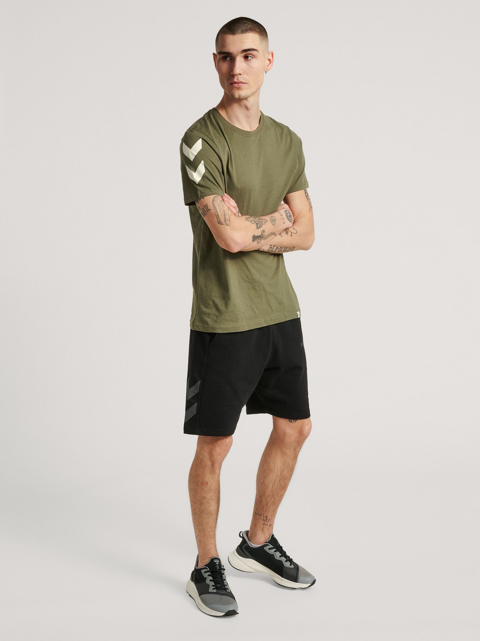 hmlLEGACY SHORTS