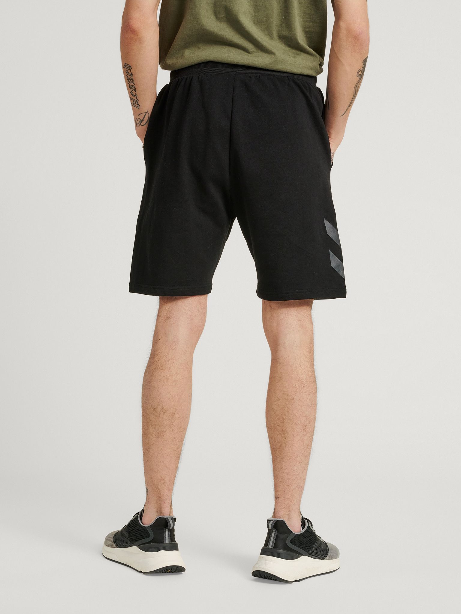 hmlLEGACY SHORTS