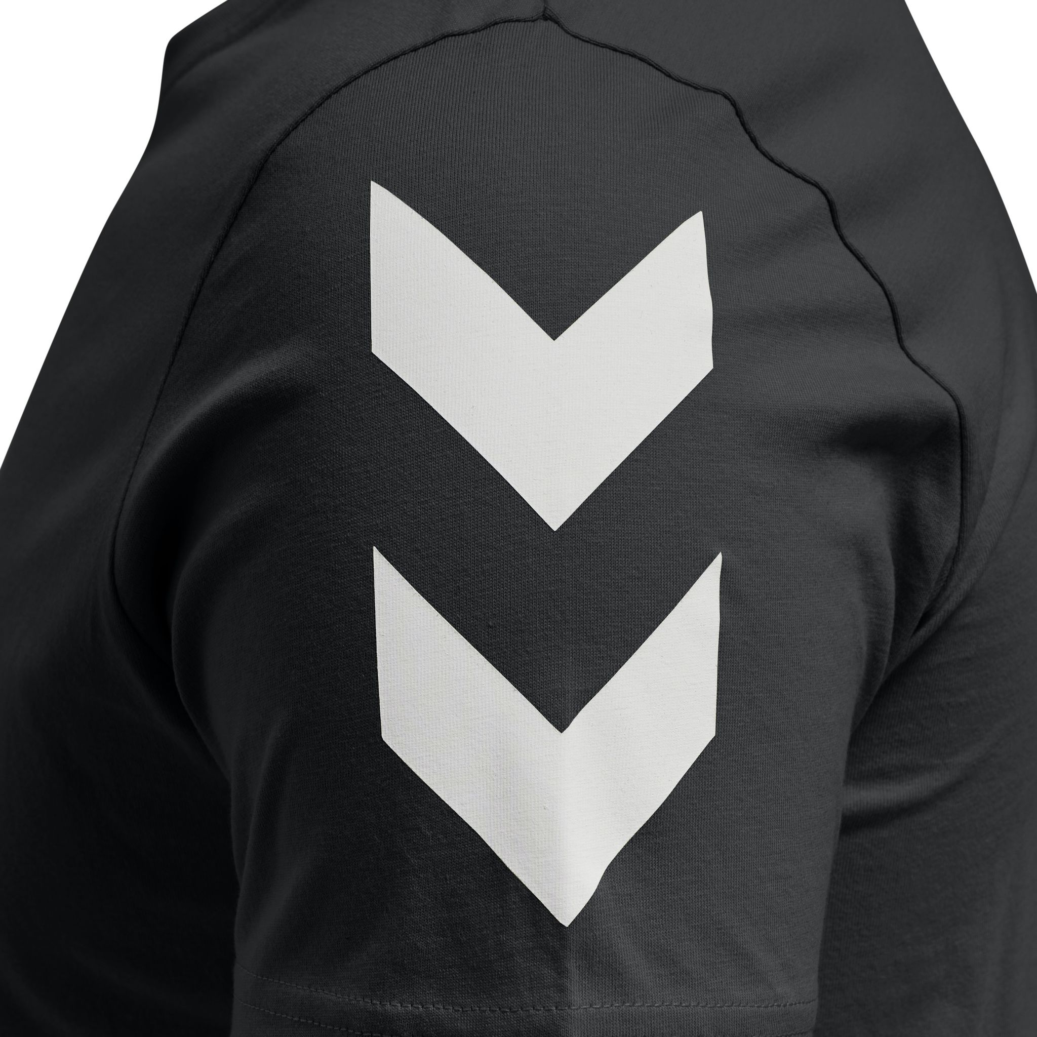 hmlLEGACY CHEVRON T-SHIRT