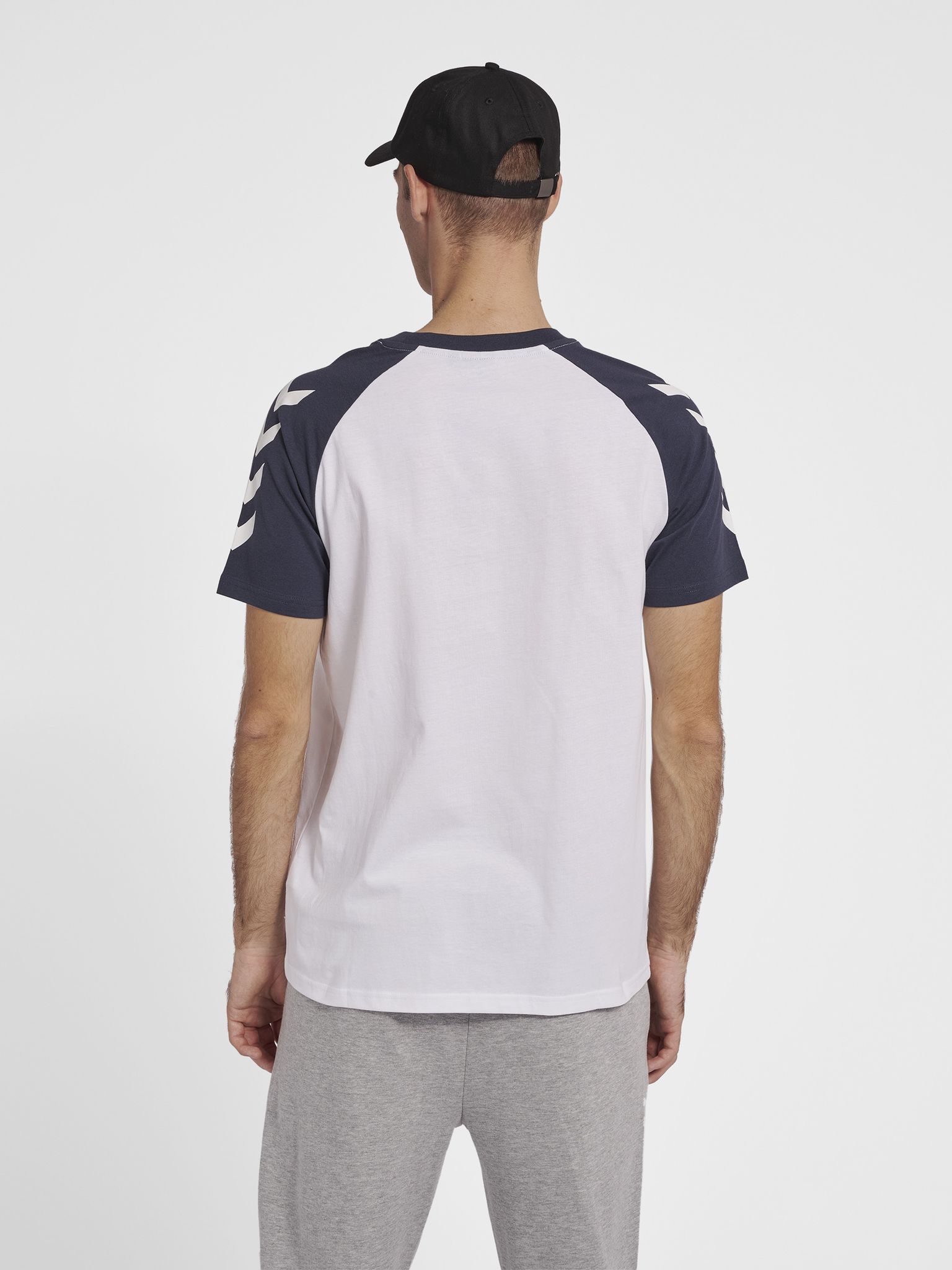 hmlLEGACY BLOCKED T-SHIRT