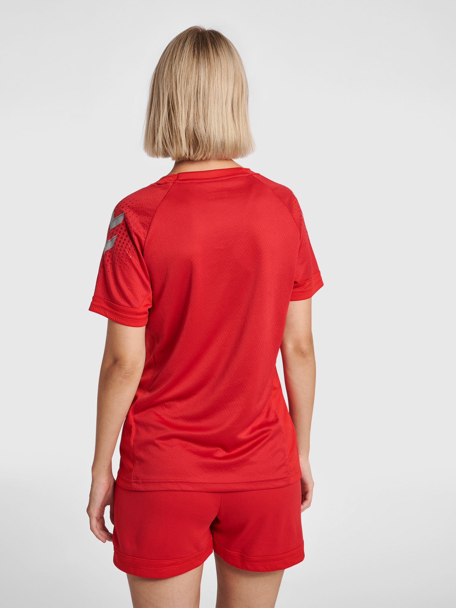 hmlLEAD S/S POLY JERSEY WOMEN
