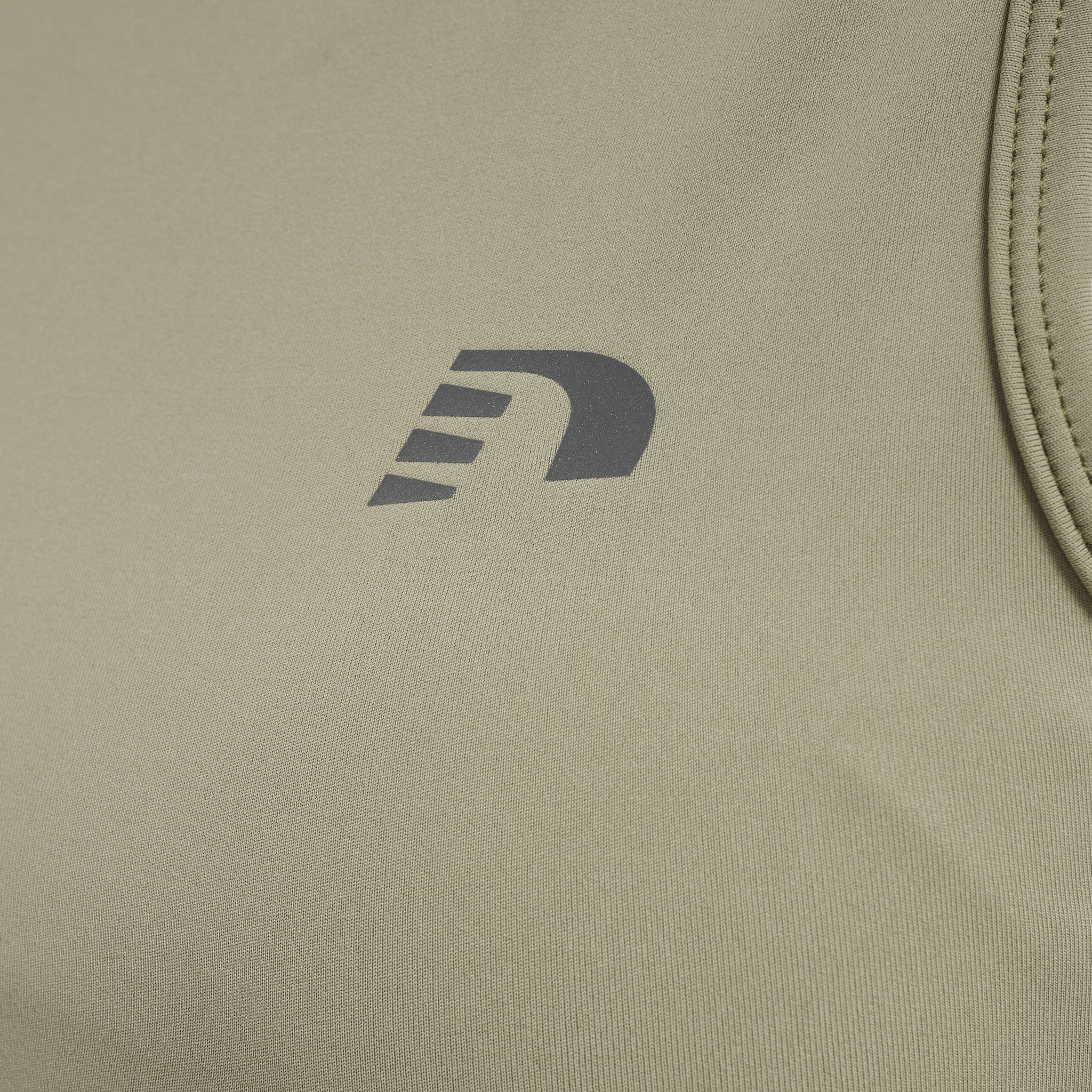 WOMEN SPORTS TOP