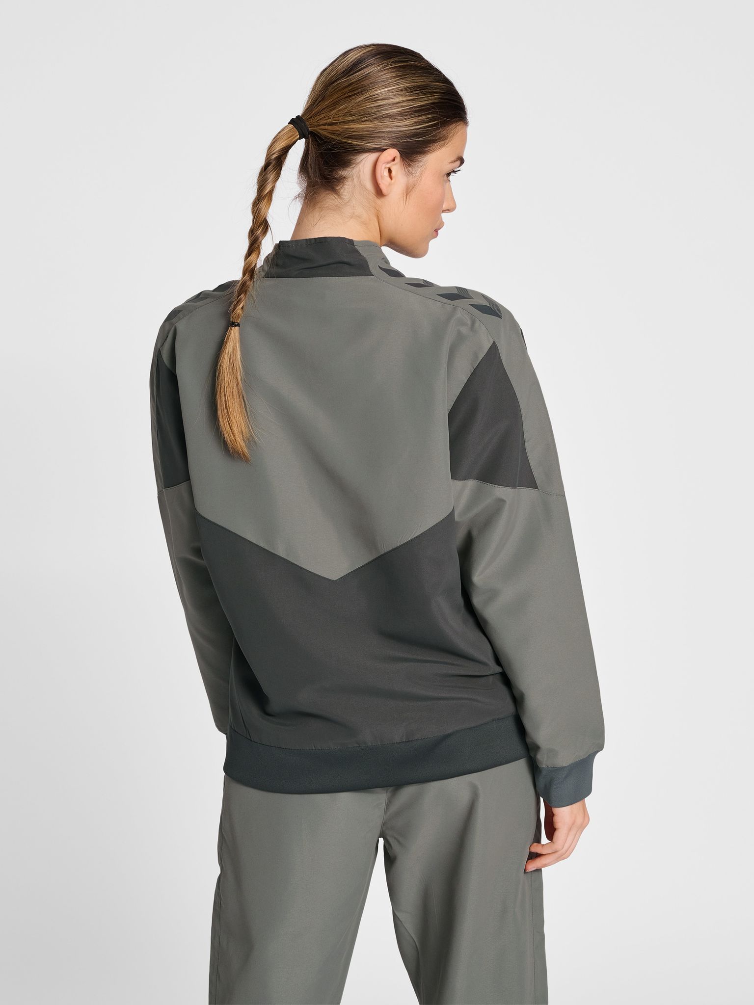 hmlPRO GRID WALK OUT JACKET WO