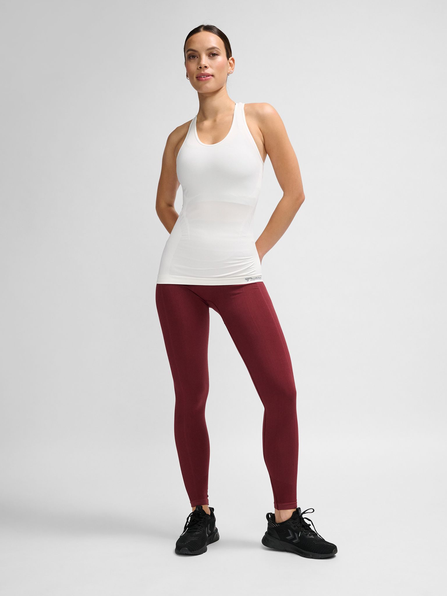 hmlTIF SEAMLESS TOP